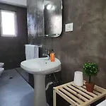 Ben's Apartment-city Center * Tirana
