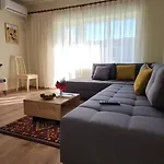 Ben's Apartment-city Center