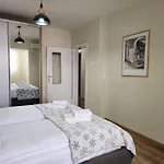 Ben's Apartment-city Center Apartment Tirana