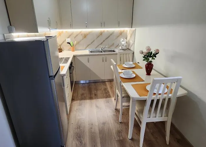 公寓 Ben's Apartment-city Center