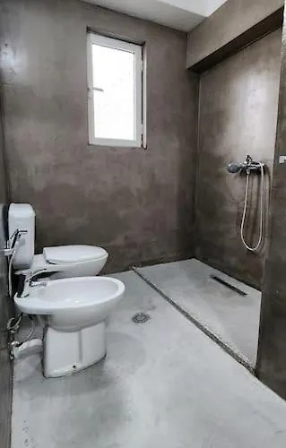 Ben's Apartment-city Center 公寓 地拉那