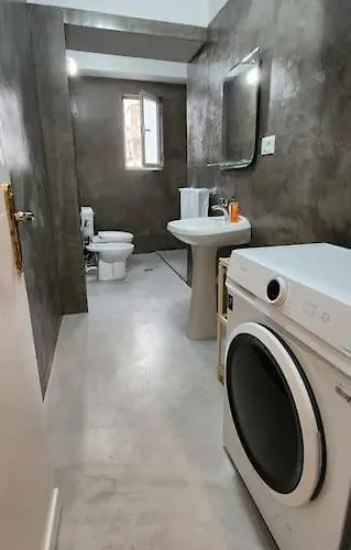 公寓 Ben's Apartment-city Center *